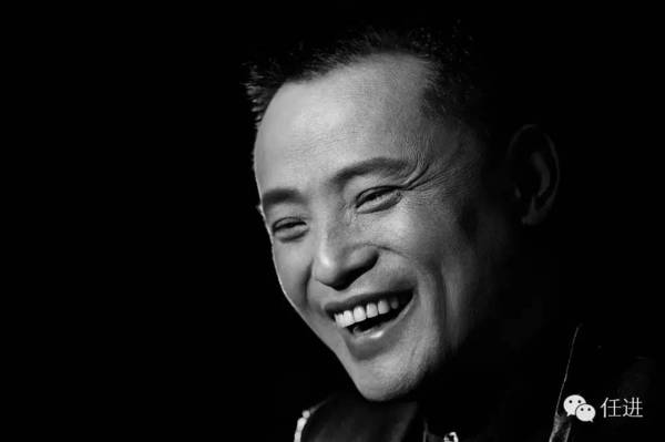任進(jìn)RENJIN閃耀“巴塞爾鐘表珠寶展”“奧斯卡”盛會(圖7)