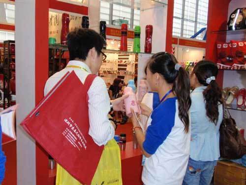 如何保證參展商在參加展會時有更好的展現(xiàn)機會？(圖3)